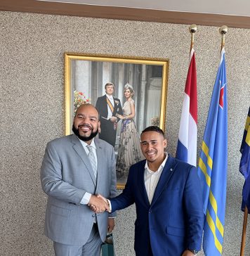 Minister Wendrick Cicilia y Minister Middelhof ta fortalece agenda regional pa turismo y conectividad