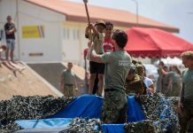 Marinierskazerne Savaneta ta habri su portanan pa publico dia 1 di mei
