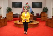 Disputa publico entre minister y lider di oposicion ta pone maneho financiero di Aruba den spotlight
