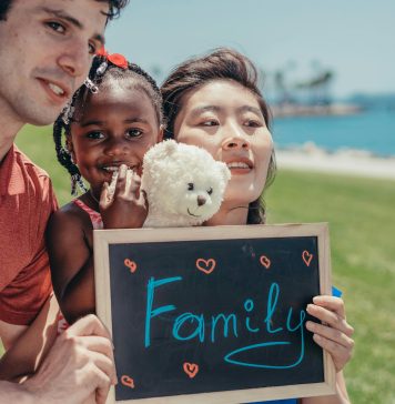 Dia Internacional di Famia: E balor di famia den e sociedad Arubiano moderno