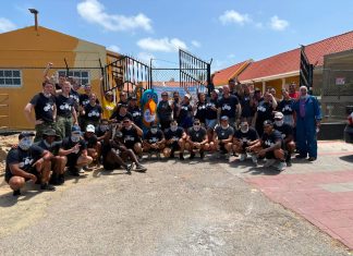 Dunando back na comunidad Studiantenan di Scol di Polis a participa den Aruba Doet 2026