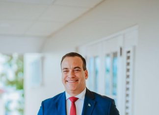 Minister Geoffrey Wever: Moody’s ta cambia outlook di Aruba pa ‘Positive’