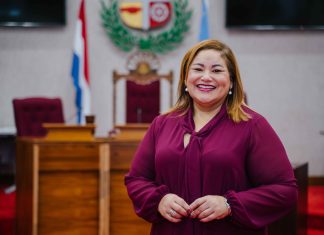 Parlamentario Shailiny Tromp-Lee ta reitera e importancia di promove y protege nos dushi Papiamento