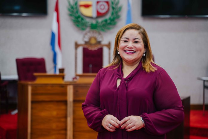 Parlamentario Shailiny Tromp-Lee ta reitera e importancia di promove y protege nos dushi Papiamento_result