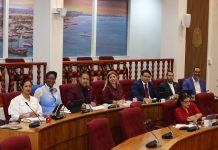 Parlamento a aproba mocion di AVP unanimamente exigiendo mas claridad den proyectonan di DOW