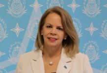 Evelyn Wever-Croes (MEP): Parlamento no por bira un instituto di silencio