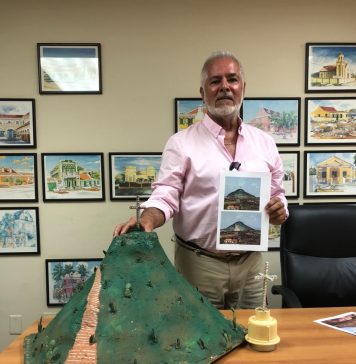 Den muestra di su amor pa nos isla; Tomas Gonzalez “tin un soño” pa pone un cruz riba Hooiberg