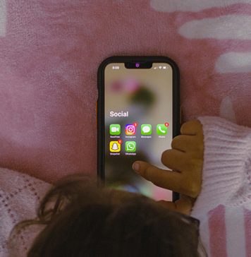Agencia di salud di Suecia ta recomenda ningun smartphone pa muchanan bao di 13 aña