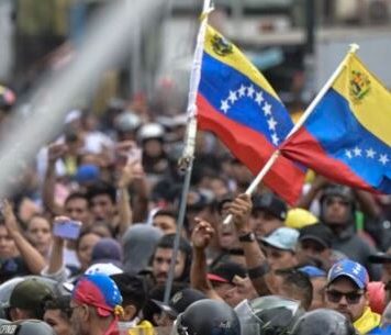 Corsou ta considerando entrada sin necesidad di Visa pa Venezolanonan