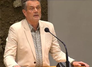 Ex-PG di Aruba ta adverti di ‘corupcion moral’ y erosion di estado di derecho