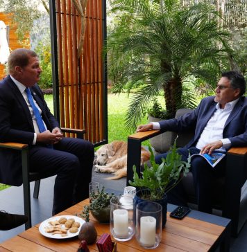 Comunicado di gobierno: Aruba ta explora pa trece mas fruta y berdura fresco for di Peru