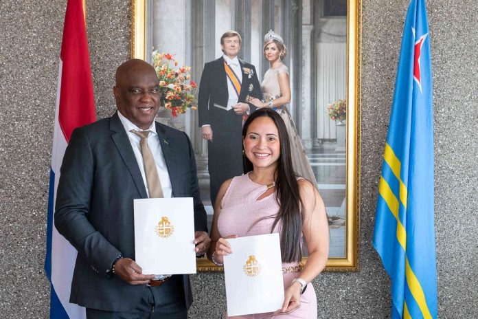 Aruba y Corsou ta firma Memorandum of Understanding (MoU) pa digitalisacion di educacion y gobierno digital_result