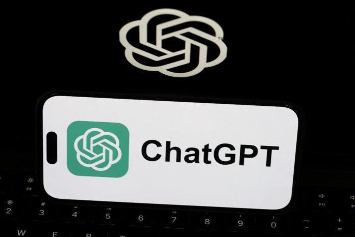 ChatGPT ta bira prome chatbot di AI cu ta enfrenta reglanan mas stricto di UE