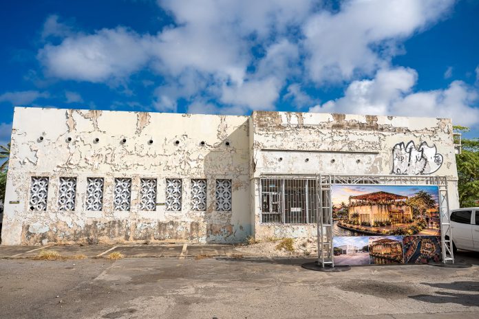 Destaho publico pa desaroyo di edificio di ex-Esso Lagoen como boutique restaurant (1)
