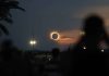 Entusiastanan di eclipse a core bay Spaña pa experiencia inolvidable