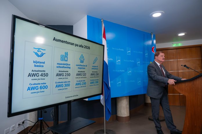 Gobierno ta anuncia sosten financiero adicional pa famianan pa inicio di aña escolar nobo (1)