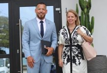 MEP ta pidi Parlamento yama minister Gerlien Croes pa duna cuenta tocante biahe den jet priva despues di conseho di LAR