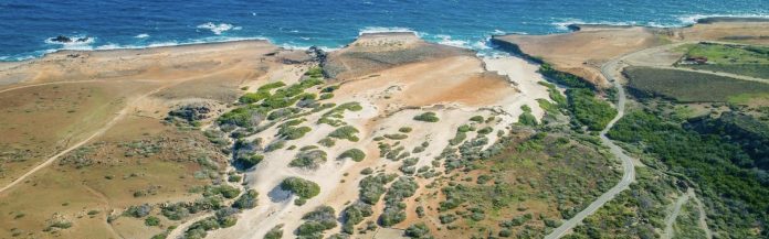 Naturalesa di Aruba ta bao presion y e fundacion no por drecha e situacion su so