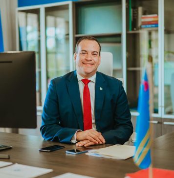 Segun comunicado di Minister Geoffrey Wever: Presupuesto 2027 a bay Raad van Advies