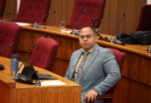 Comunicado di prensa: Parlamentario Eduard Pieters ta keda cuestiona e uzo di 16 miyon florin y kier sa unda e placa di ATA ta bay