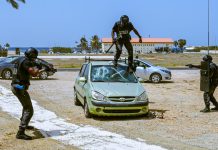 Relato di ciudadano “traumatisa” ta lanta preocupacion tocante con cuerpo policial ta trata operacion di redada