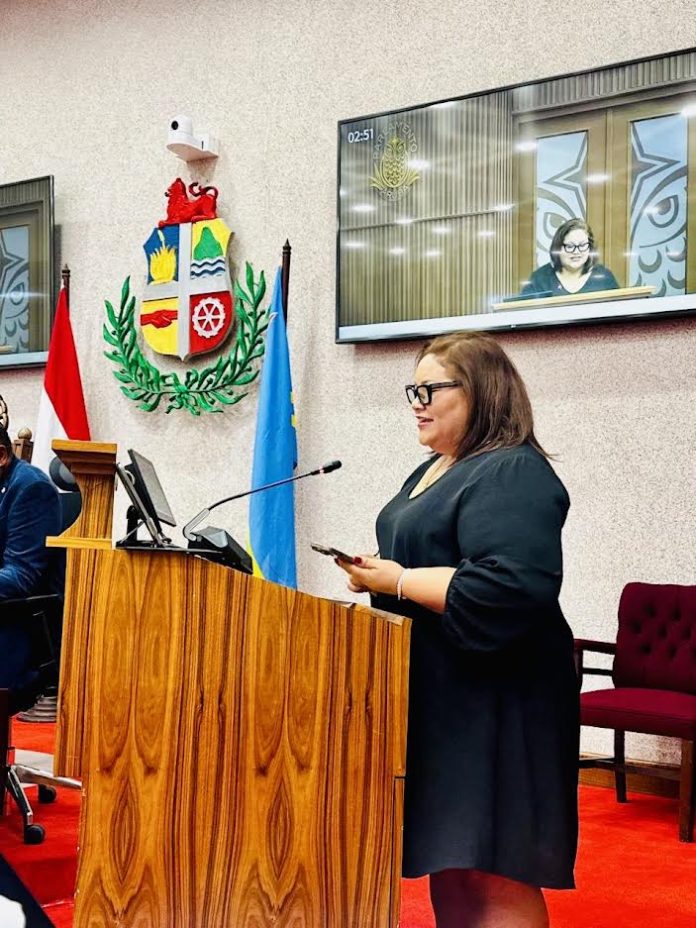 A haci traspaso oficial di CFOCS pero te ainda e presidente nobo no a yama niun di e reunionnan di urgencia