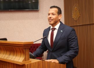 Comunicado di Parlamentario Rocco Tjon (MEP): Afl. 23.000 pa luna pa un experto Hulandes traha riba plan di GGZ: Falta di transparencia y desprecio pa experticio Arubiano ROCCO TJON