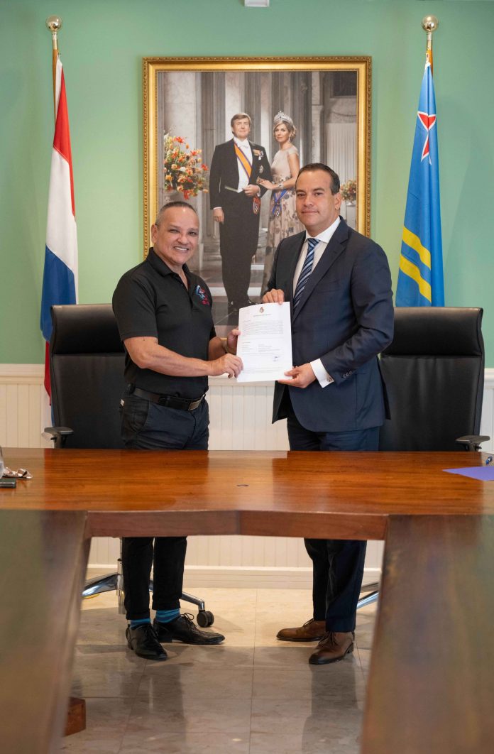 Gobierno ta firma areglo di deposito cu SVb _result
