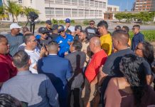 Operadornan di Tour a blokia rotonde como protesta contra proposicion di gobierno como solucion