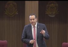 Parlamento a debati propuesta pa cambio di ley cu ta regula salario maximo pa oficialnan top