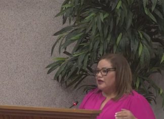 Preocupacion tocante situacion financiero di HOH ta crece Parlamentario Tromp-Lee ta manda pregunta na minister