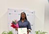 Varios graduado di programa universitario Organization, Governance and Management (OGM) na Universidad di Aruba!