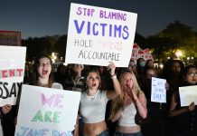 Cornell ta suspende fiestanan di fraternidad despues di presunto violacion den grupo