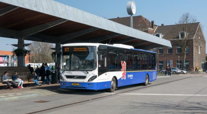 Incertidumbre tocante servicio di bus y trein mientras welga di transporte regional ta cuminsa diaranson